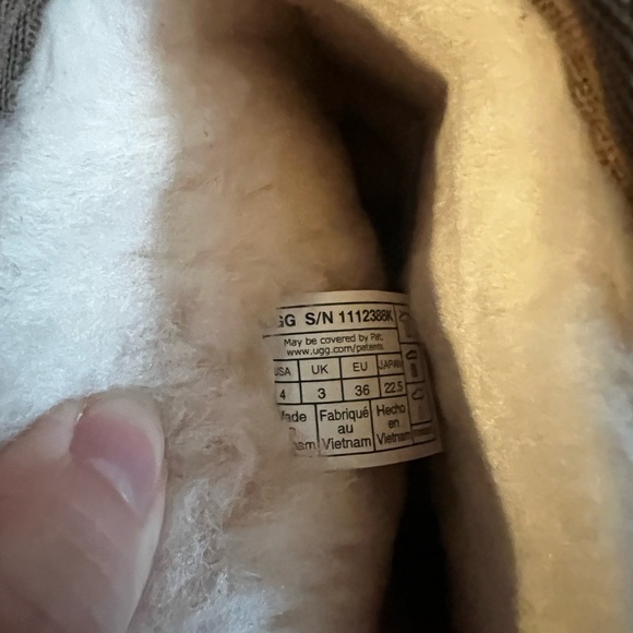 UGG boots - Picture 5 of 6